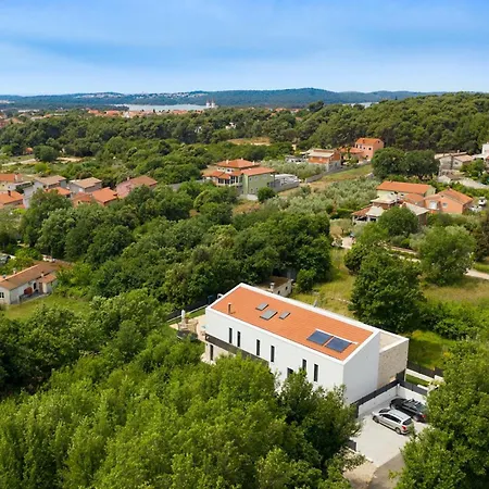 Eden Holiday home